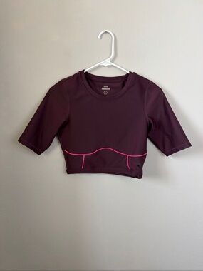 Good American Plum Cropped Activewear Top